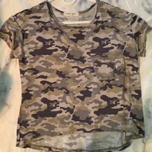 Camo cropped soft knit t-shirt